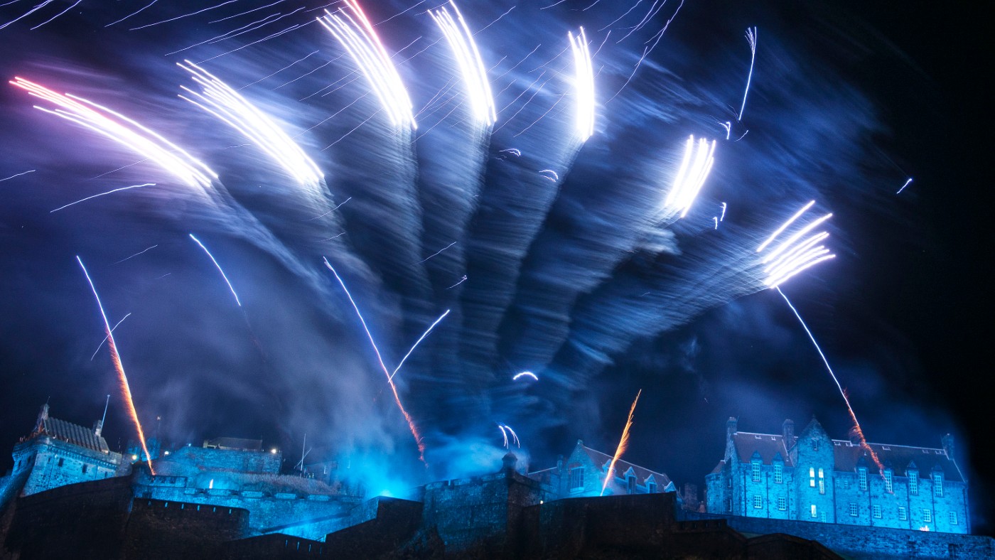 Silent Fireworks for Low Noise Displays